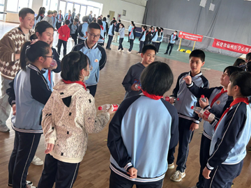 學(xué)雷鋒志愿4-02素質(zhì)拓展活動(dòng).jpg